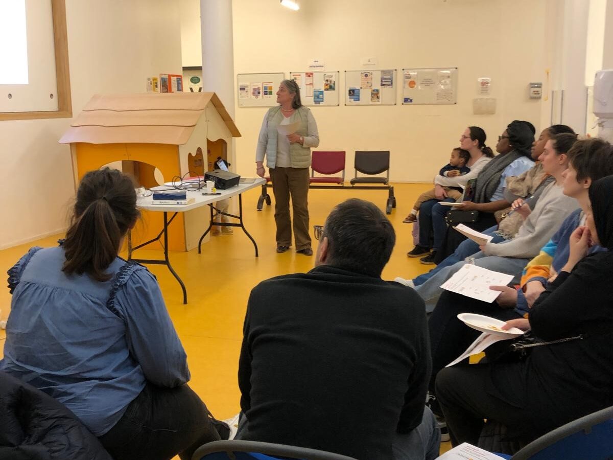 Exposition aux écrans : « Atelier Déclic » à la crèche Jourdan