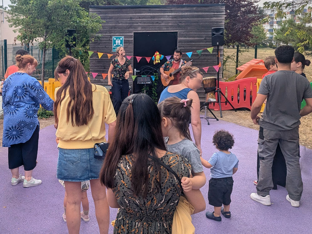 Fête de fin d’année à la crèche La ronde des lilas